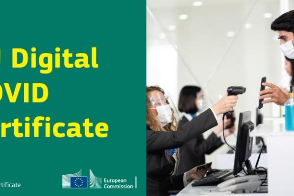 EU Digital Covid Cert: passenger showing digital cert