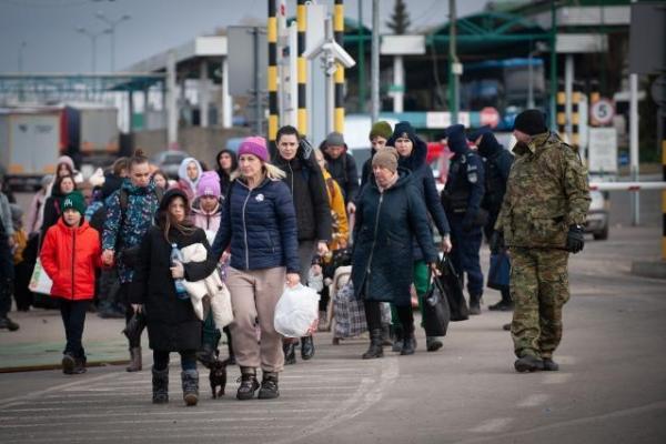 Ukrainian refugees arriving in Poland