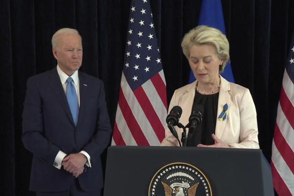 US President Joe Biden with Commission President Ursula von der Leyen
