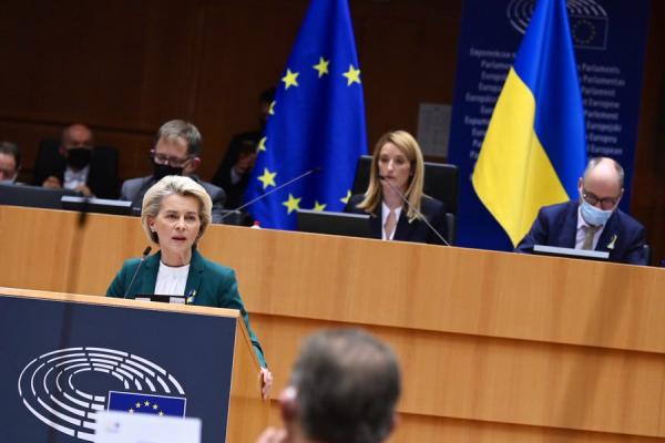 President von der Leyen addressing the European Parliament on 1 March 2022